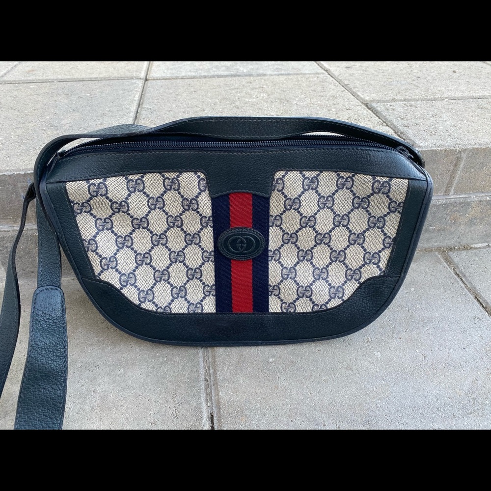 Gucci crossbody bag